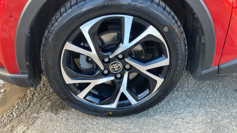 Toyota C-HR 1.8 Hybrid Design 5dr CVT Hybrid Hatchback